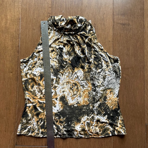 High Neck Sleevless Halter with Gold Black White Graphic Paisly - Picture 1 of 9